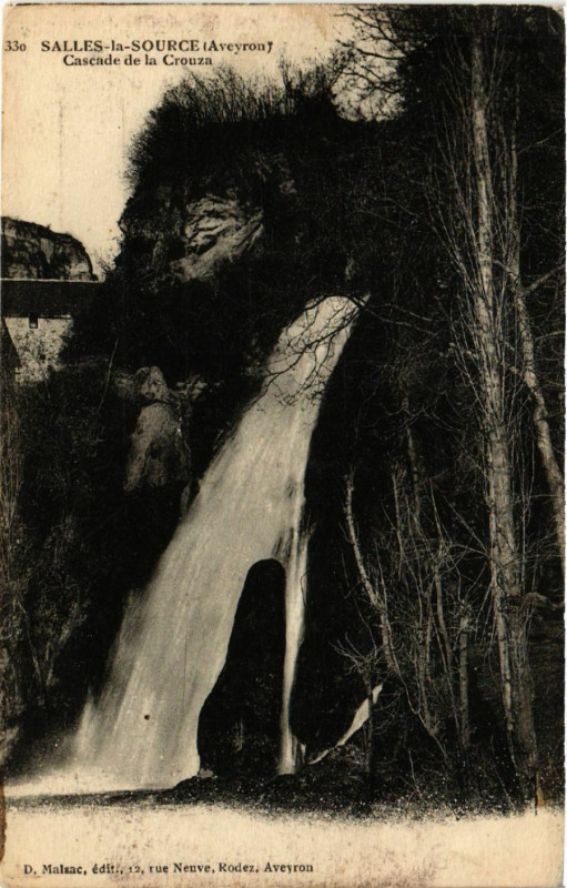 Carte postale ancienne Salles-la-Source - Cascade de la Crouza à Salles-la-Source