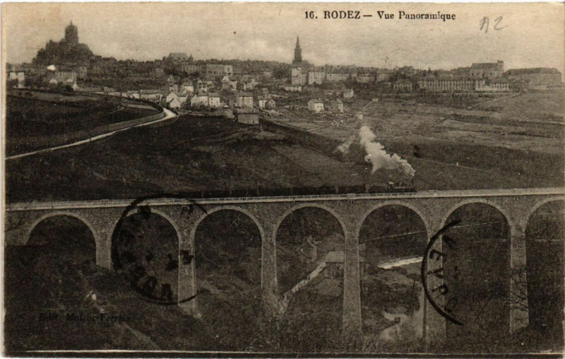 Carte postale ancienne Rodez - Vue panoramique à Rodez