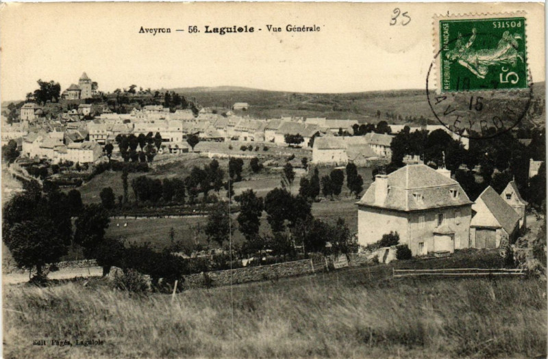 Carte postale ancienne Laguiole - Vue générale à Laguiole
