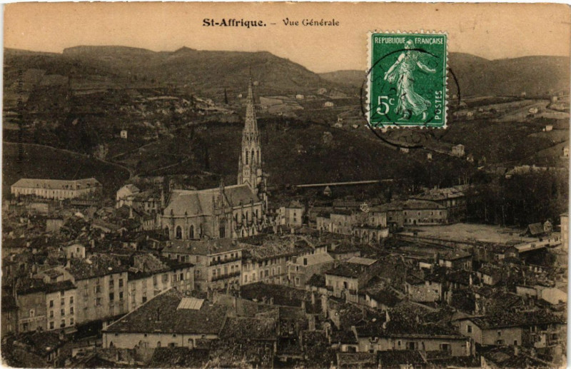 Carte postale ancienne Saint-Affrique - Vue générale à Saint-Affrique