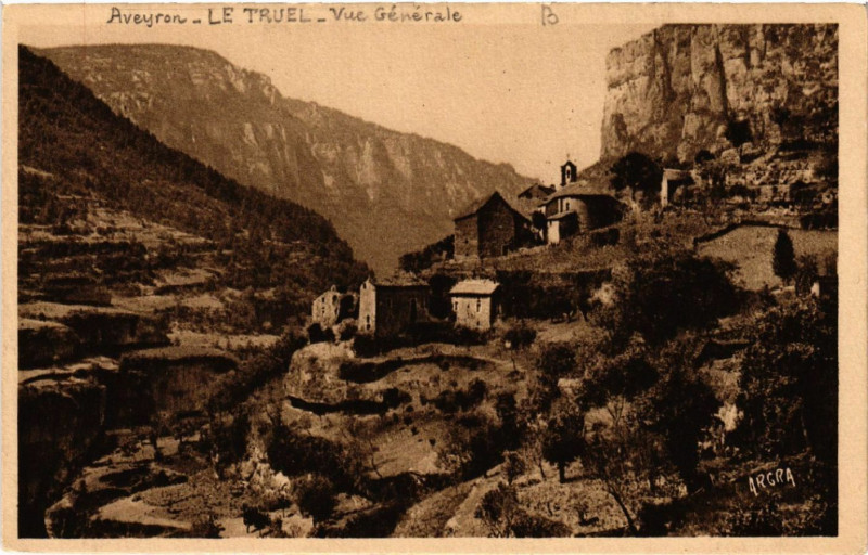 Carte postale ancienne Le Truel - Vue générale au Truel