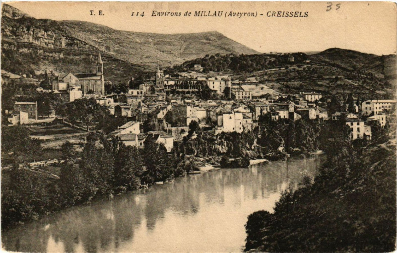 Carte postale ancienne Environs de Millau Creissels à Millau
