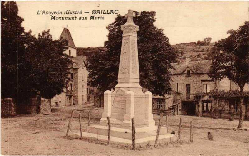 Carte postale ancienne Gaillac - Monument aux Morts