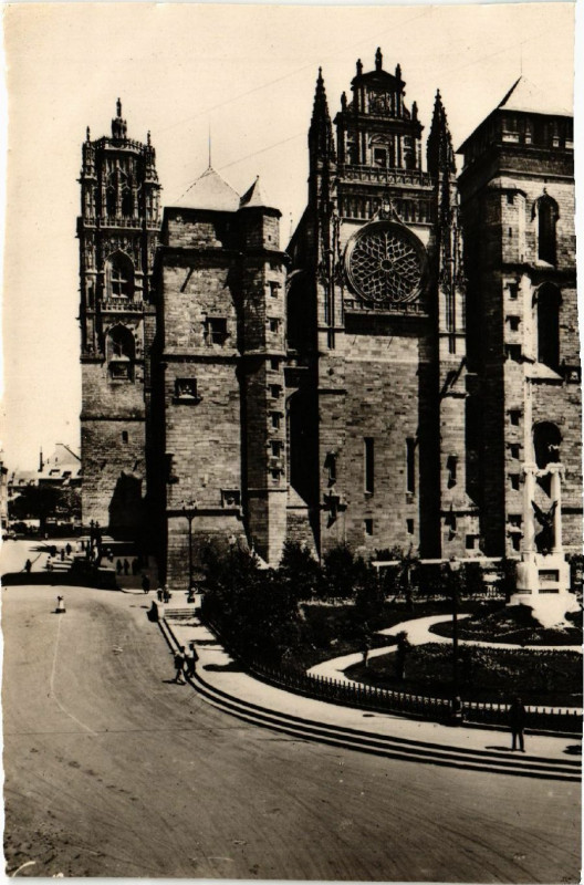 Carte postale ancienne Rodez - La Cathédrale à Rodez