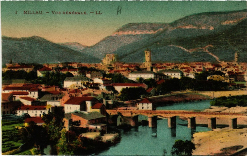 Carte postale ancienne Millau - Vue générale à Millau