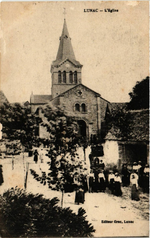 Carte postale ancienne Lunac - L'Eglise à Lunac