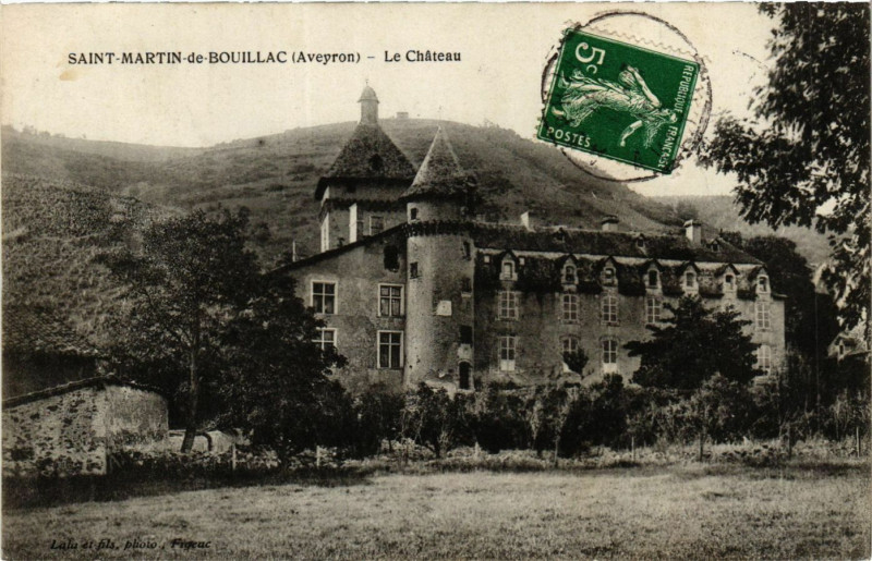 Carte postale ancienne Saint-Martin de Bouillac - Le chateau à Bouillac
