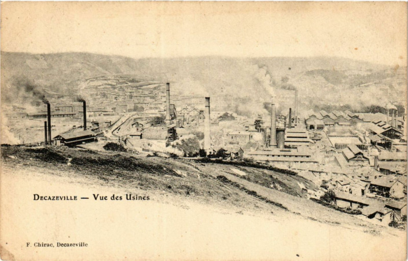 Carte postale ancienne Decazeville - Vue des usines à Decazeville