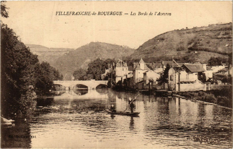 Carte postale ancienne Villefranche-de-Rouergue - Les Bords de l'Aveyron à Villefranche-de-Rouergue
