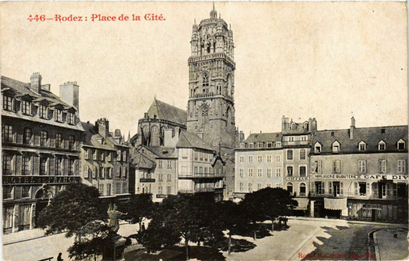 Carte postale ancienne Rodez - Place de la Cité à Rodez