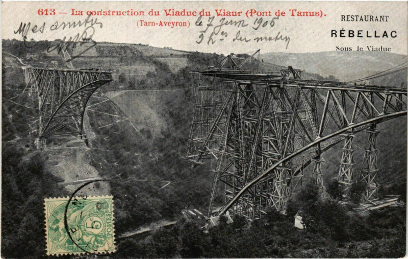 Carte postale ancienne La construction du Viaduc du Viaur (Pont de Tanus) - (Tarn-Aveyron)