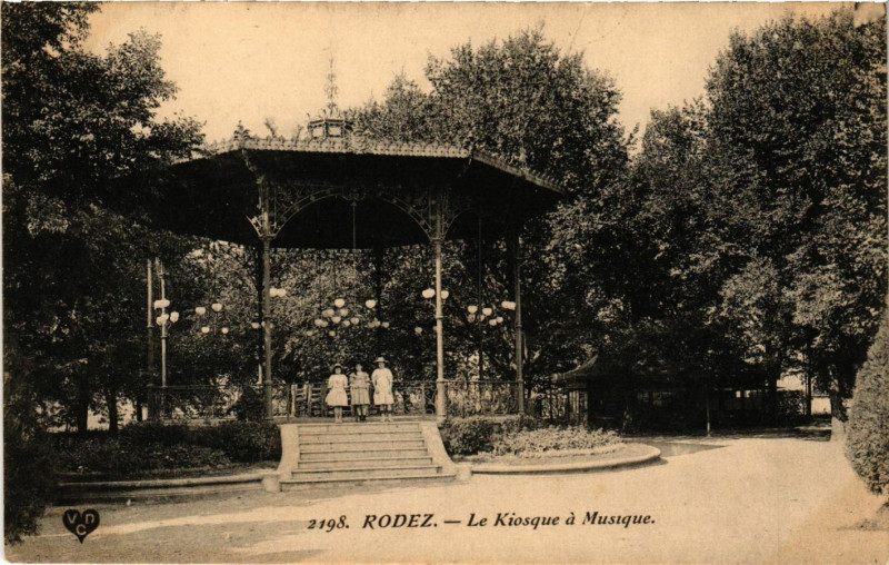 Carte postale ancienne Rodez - Le Kiosque a Musique à Rodez