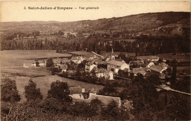 Carte postale ancienne Saint-Julien-d'Empare - Vue générale