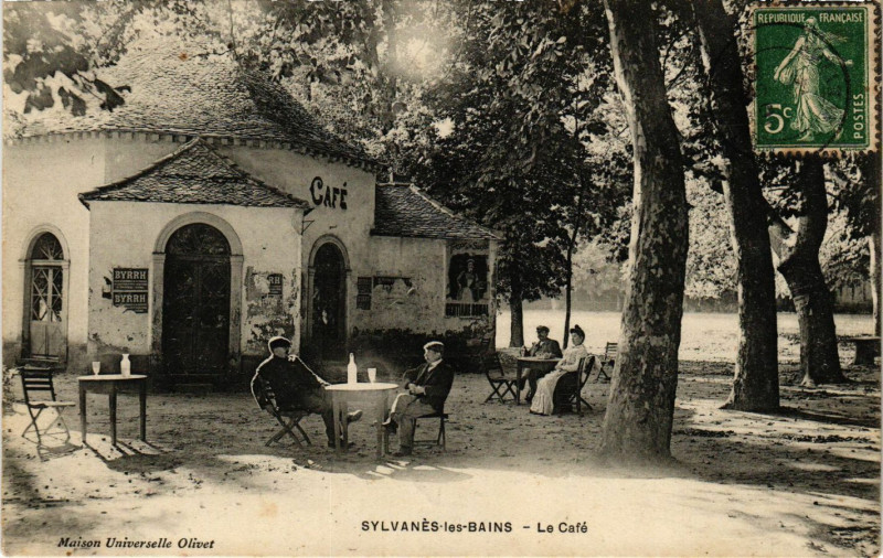 Carte postale ancienne Sylvanés-les-Bains - Le Café à Sylvanès