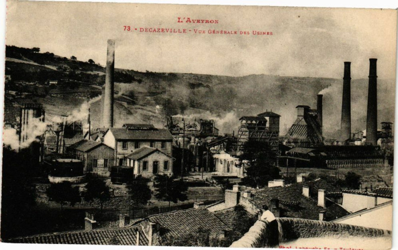 Carte postale ancienne Decazeville-Vue Générale des Usines à Decazeville