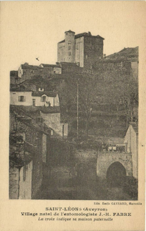 Carte postale ancienne Village natal de l'entomologiste J.-H. Fabre