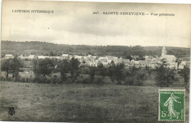 Carte postale ancienne Sainte-Genevieve- Vue générale