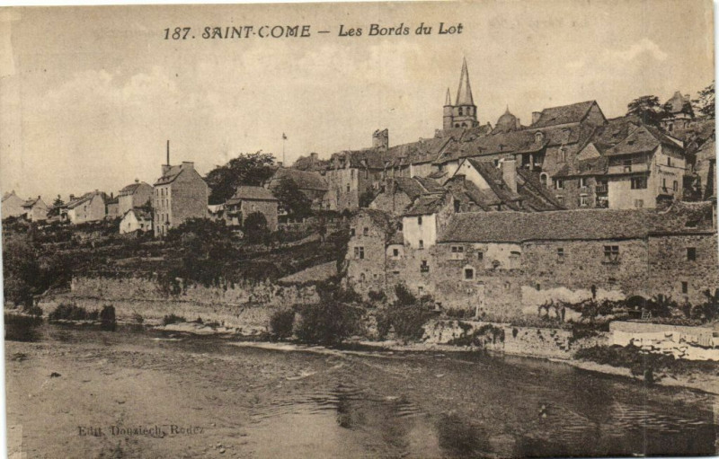 Carte postale ancienne Saint-Vome - Les Bords du Lot