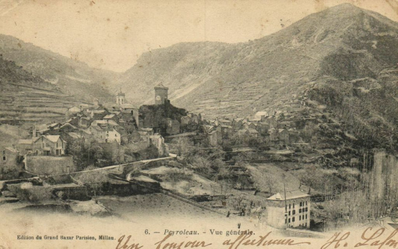 Carte postale ancienne Peyreleau - Vue générale à Peyreleau