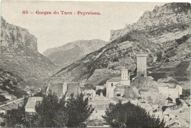 Carte postale ancienne Gorges du Tarn - Peyreleau à Peyreleau