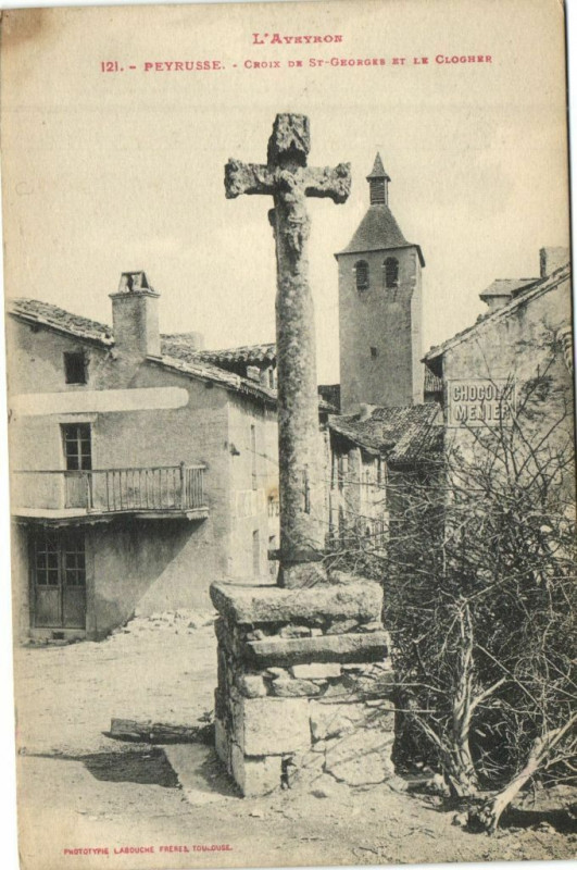 Carte postale ancienne Peyrusse - Croix de Saint-Georges et le Clogher