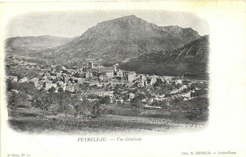 Carte postale ancienne Peyreleau - Vue générale à Peyreleau