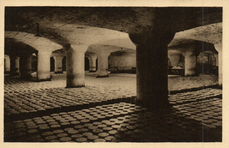 Carte postale ancienne Roquefort - Caves de la Rue