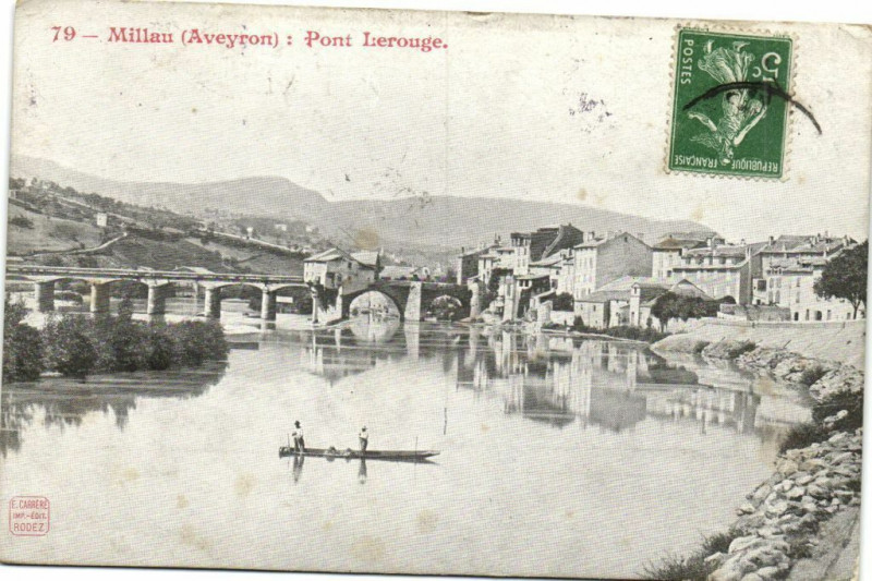 Carte postale ancienne Millau - Pont Lerouge à Millau