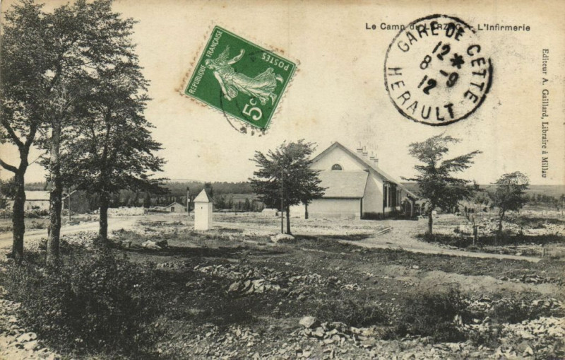 Carte postale ancienne Camp du Larzac - L'Infirmerie