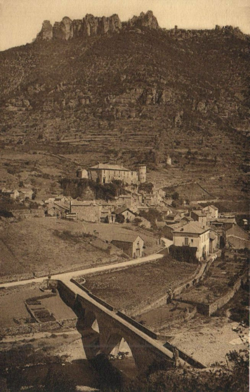 Carte postale ancienne Montpellier-le-Vieux - Vallée de la Dourbie
