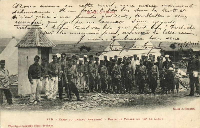 Carte postale ancienne Camp du Larzac - Poste de Police de 15 de Ligne