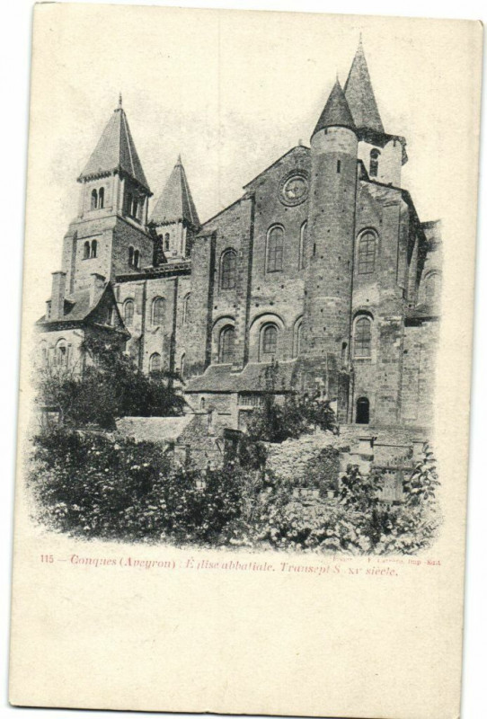 Carte postale ancienne Conques - Eglise abbatiale Transept S. Xv siécle
