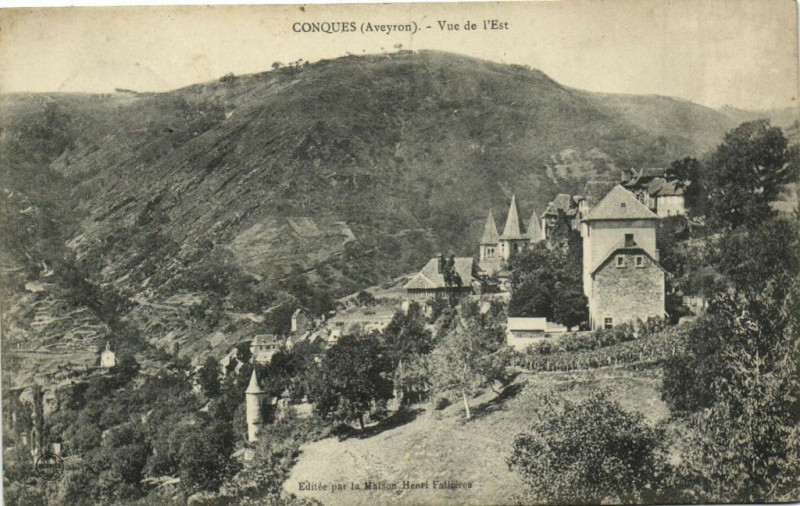 Carte postale ancienne Conques - Vue de l'Est