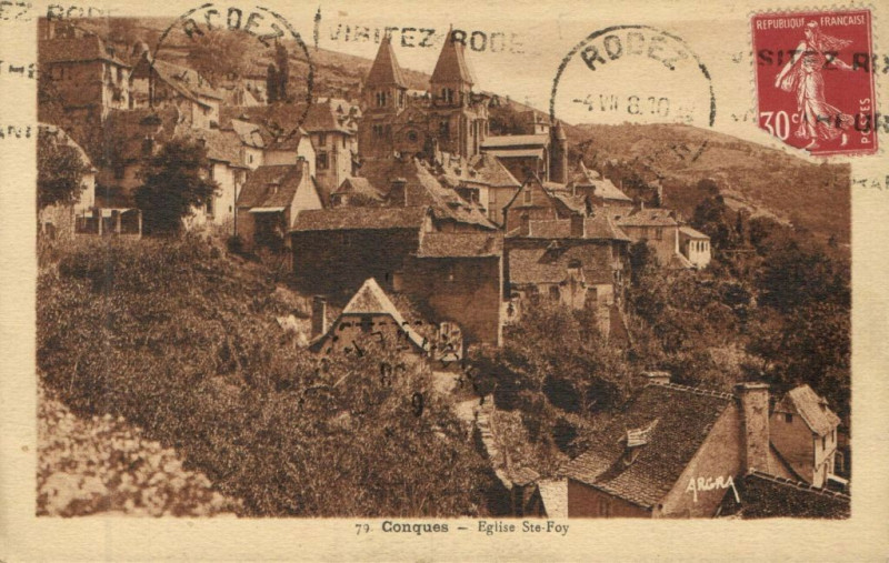 Carte postale ancienne Conques - Eglise Sainte-Foy