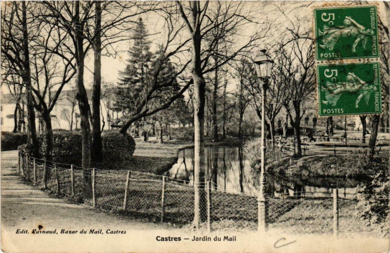 Carte postale ancienne Castres Jardin du Mail à Castres