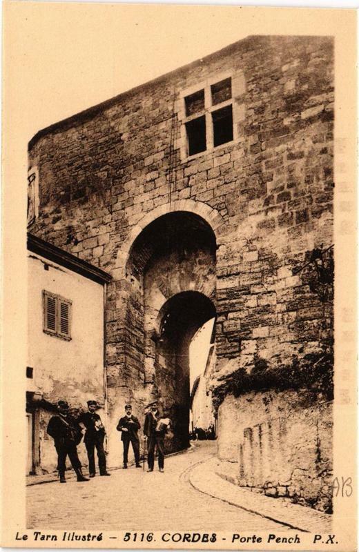 Carte postale ancienne Cordes Porte Pench