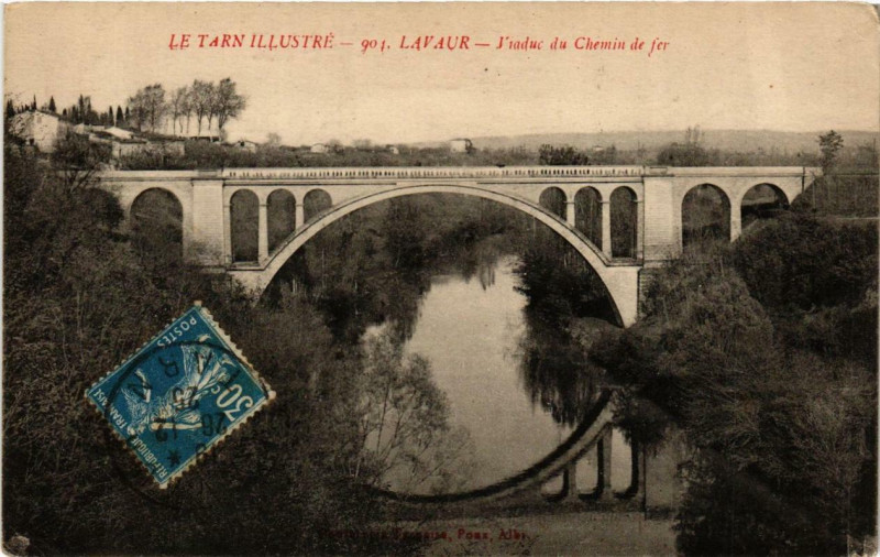 Carte postale ancienne Lavaur Viaduc du Chemin de fer à Lavaur