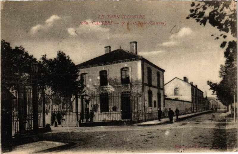 Carte postale ancienne Castres 9e d'artillerie à Castres