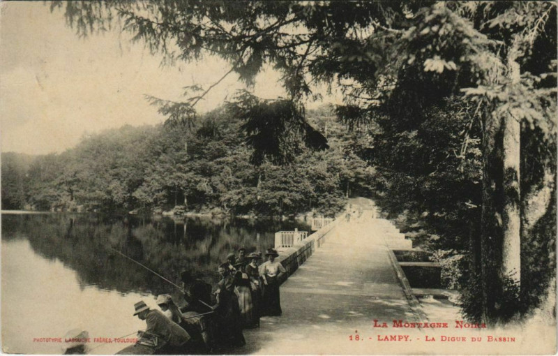 Carte postale ancienne Lampy La Digue du Bassin