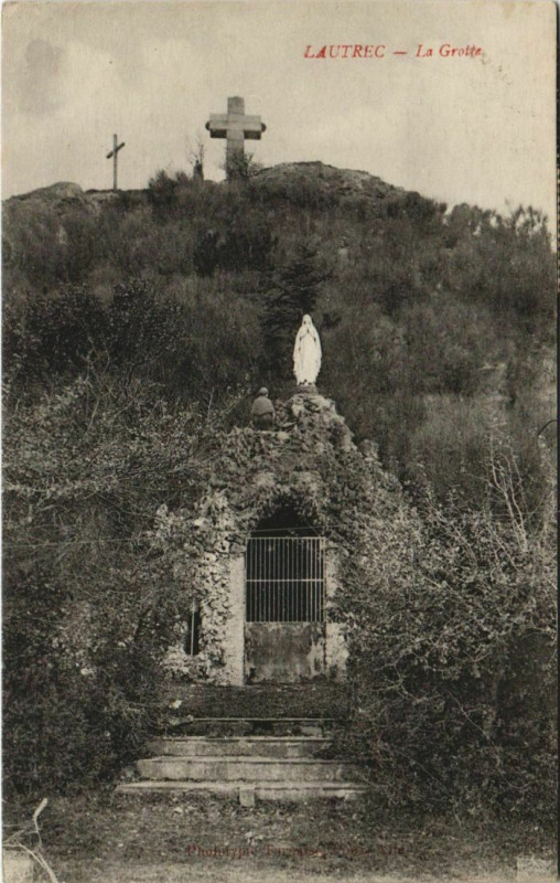Carte postale ancienne Lautrec La Grotte à Lautrec