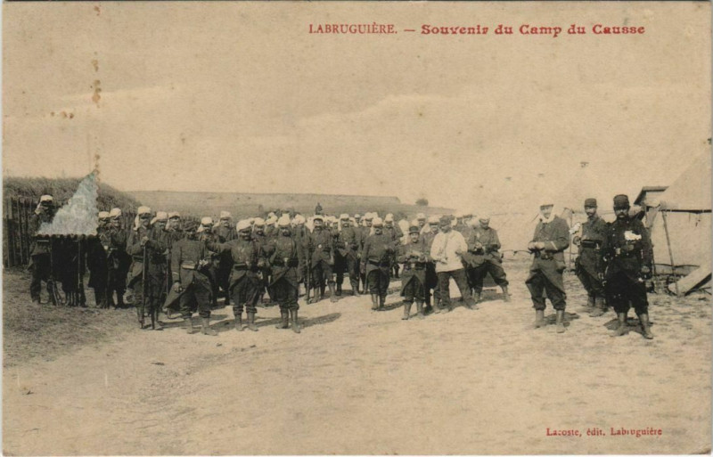 Carte postale ancienne Labruguiere Souvenir du Camp du Causse à Labruguière