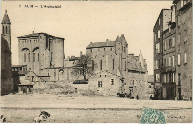 Carte postale ancienne Albi L'Archeveche à Albi