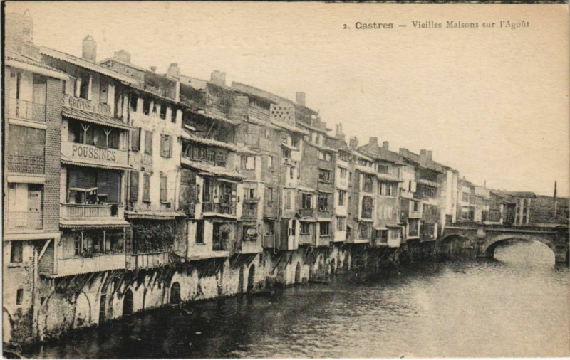 Carte postale ancienne Castres Vieilles Maisons sur l'Agout à Castres