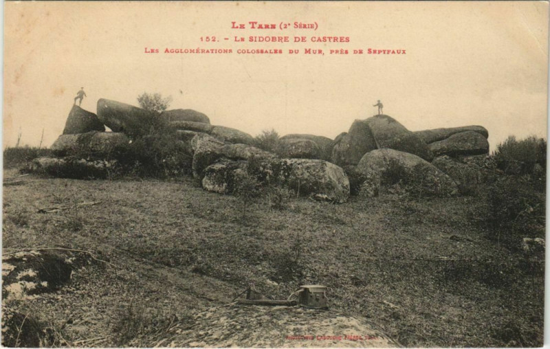 Carte postale ancienne Castres Le Sidobre - Les Agglomerations Colossales du Mur à Castres
