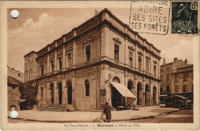 Carte postale ancienne Mazamet Hotel de Ville à Mazamet