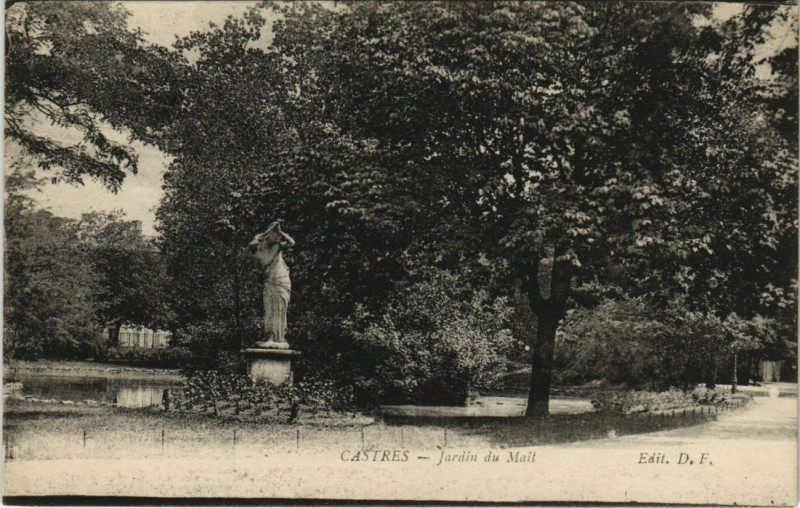 Carte postale ancienne Castres Jardin du Mail à Castres
