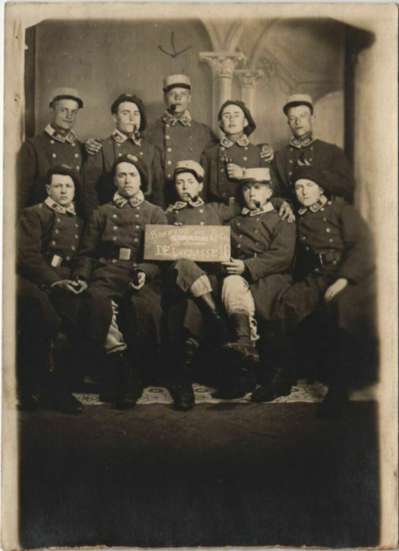 Carte postale ancienne Carmaux Soldiers - 1918 - Photo à Carmaux