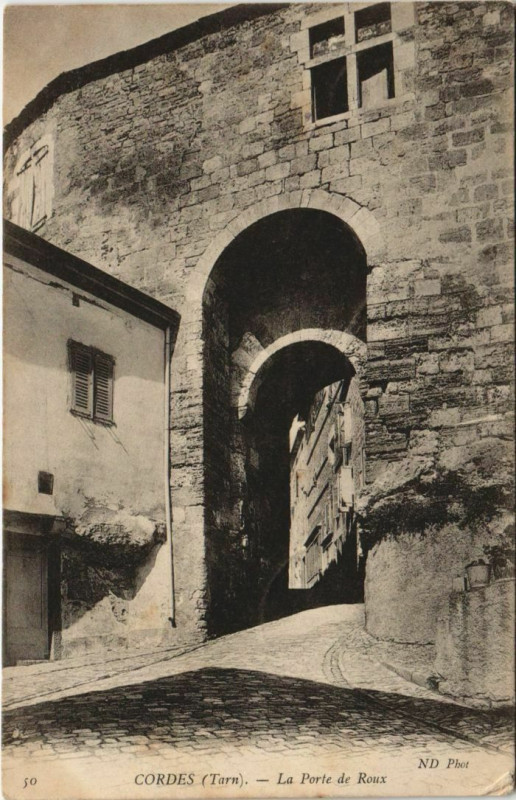 Carte postale ancienne Cordes La Porte de Roux