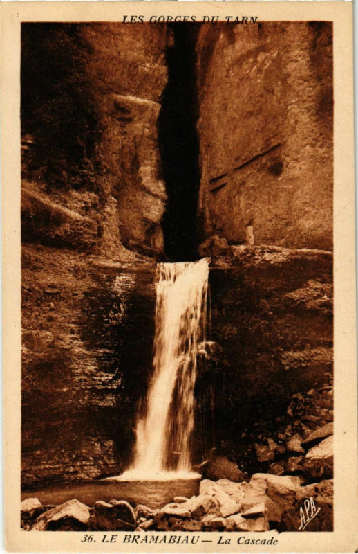 Carte postale ancienne Le Bramabiau La Cascade France