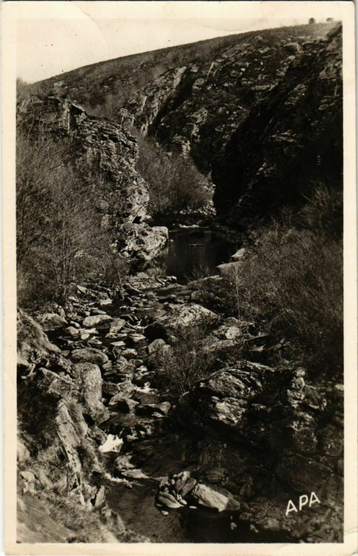 Carte postale ancienne Mazamet Gorges du Banquet France à Mazamet